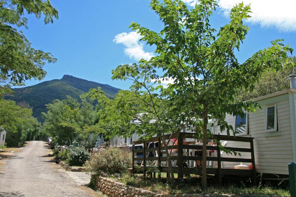 Camping Des Alberes Laroque-des-Alberes Bagian luar foto